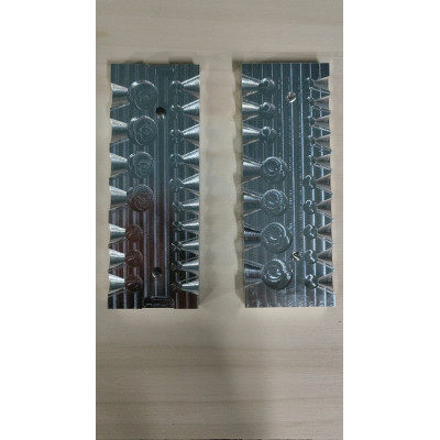 Molde aluminio mecanizado monedas 8-10-12 mm