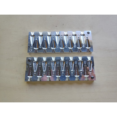 Molde plomo para pesca a fondo Pera 10 g. con giratorio
